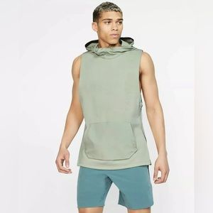 Men’s Nike Therma Tech Pack Sleeveless Training Hoodie  Green Size Medium